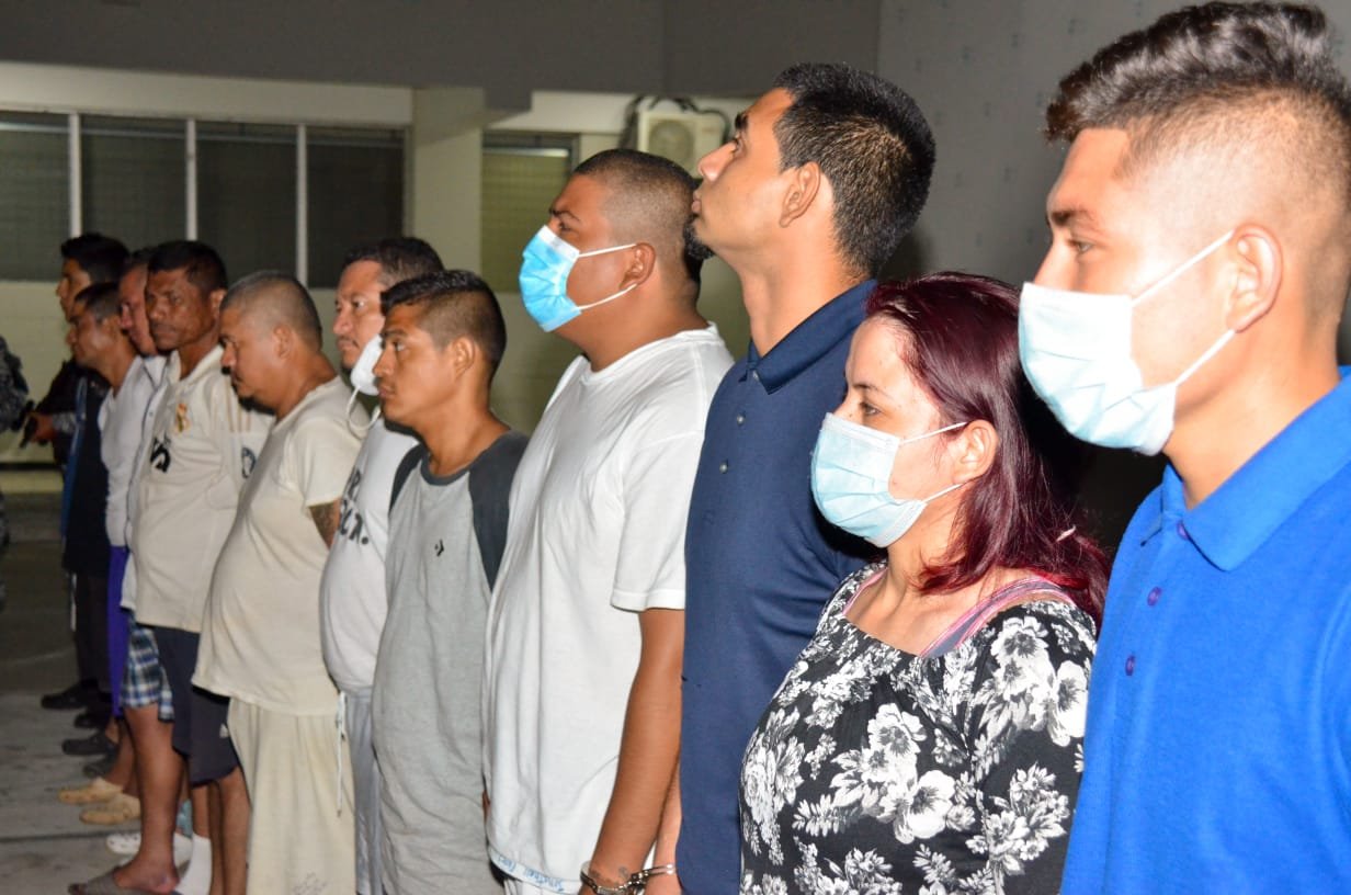 Intenso operativo policial, en Santa Ana, deja a más de una veintena de delincuentes detenidos intenso-operativo-policial-en-santa-ana-deja-a-mas-de-una-veintena-de-delincuentes-detenidos